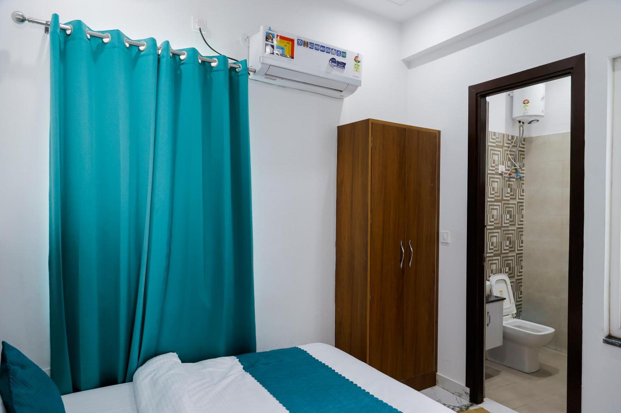 Hotel Parth Inn Rishīkesh Екстериор снимка